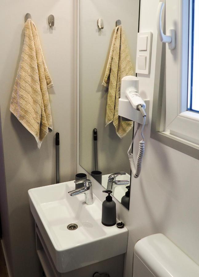 Lux Camp - Mobile Homes In Bi Village Fažana Eksteriør bilde